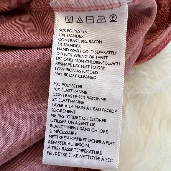 Urban Outfitters Flutter Sleeve Velvet Mini Dress Small NWOT - Picture 5 of 8